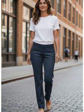 Gloria Vanderbilt Classic Navy Straight-Leg Pull-On Pants